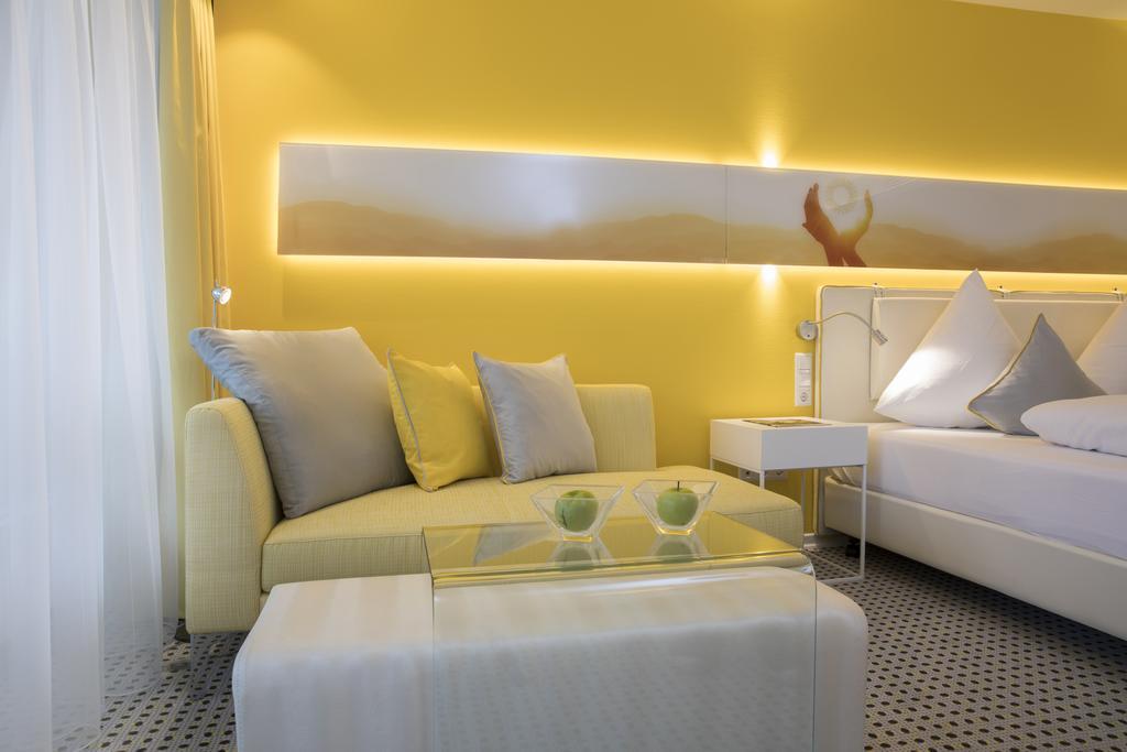 Sonnenhof Hotel & Spa Lautenbach Bagian luar foto